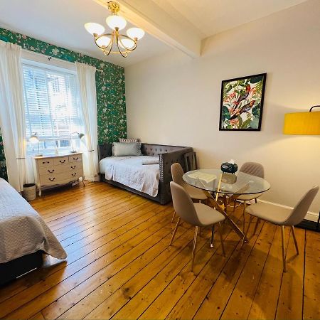 Old Town Centre Apartment 5 Mins To Edinburgh Castle Exteriör bild